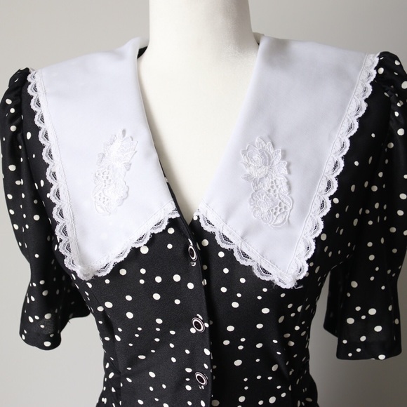 Vintage pinup style polka dot dress - Picture 2 of 8
